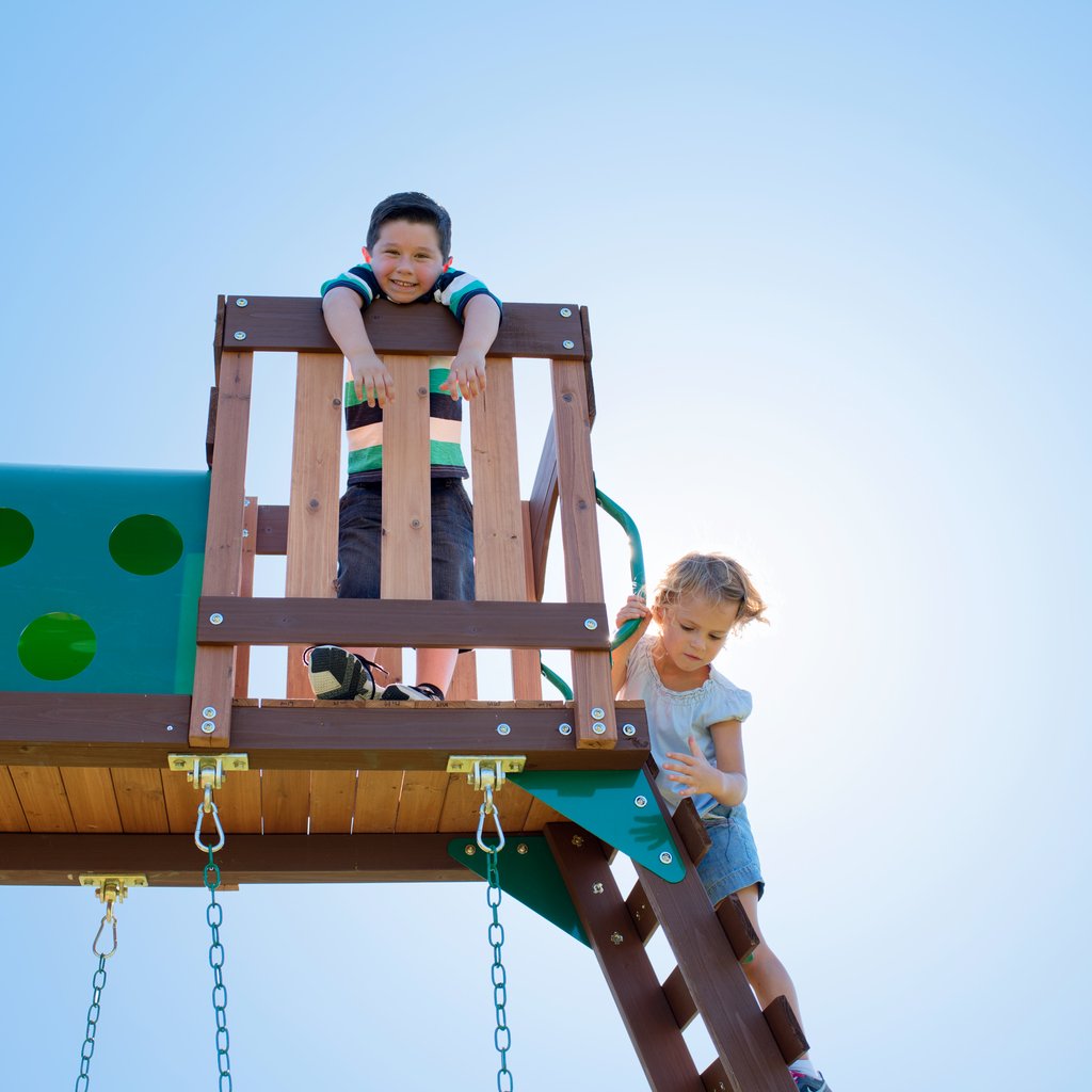 Why Backyard Swings Are Still Relevant in the Age of the Internet